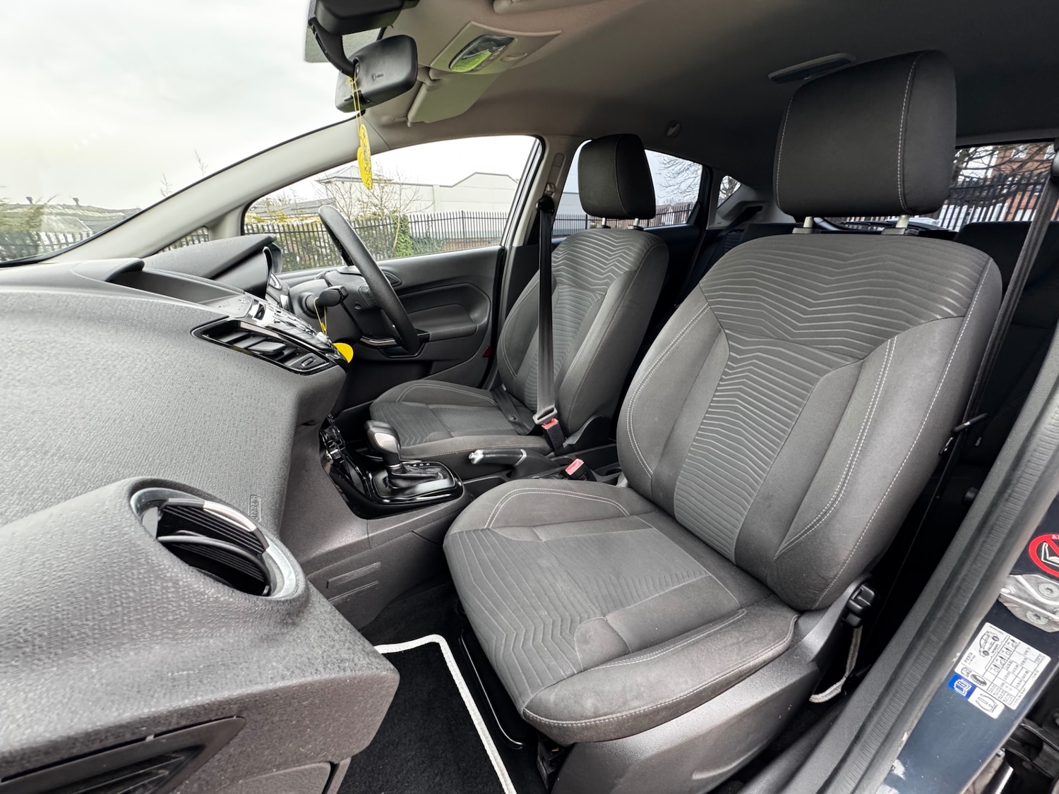 Used Ford Fiesta 2015 for sale - 77991897: Photo 17