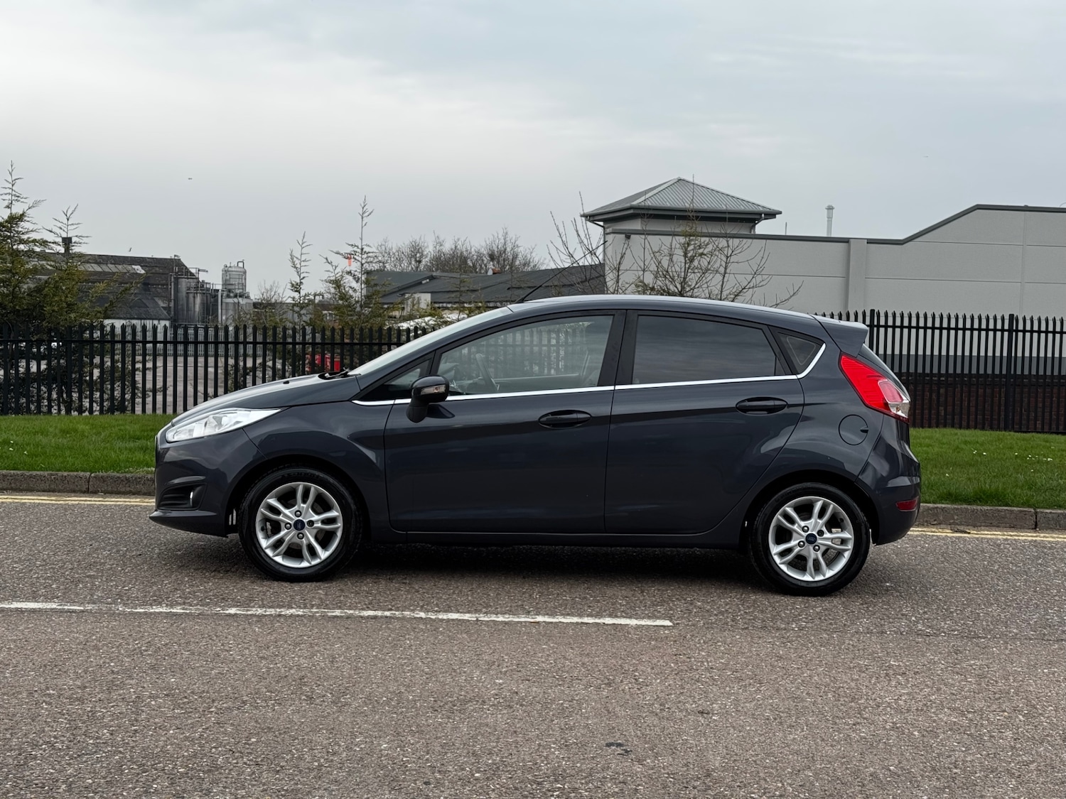Used Ford Fiesta 2015 for sale - 77991897: Photo 8