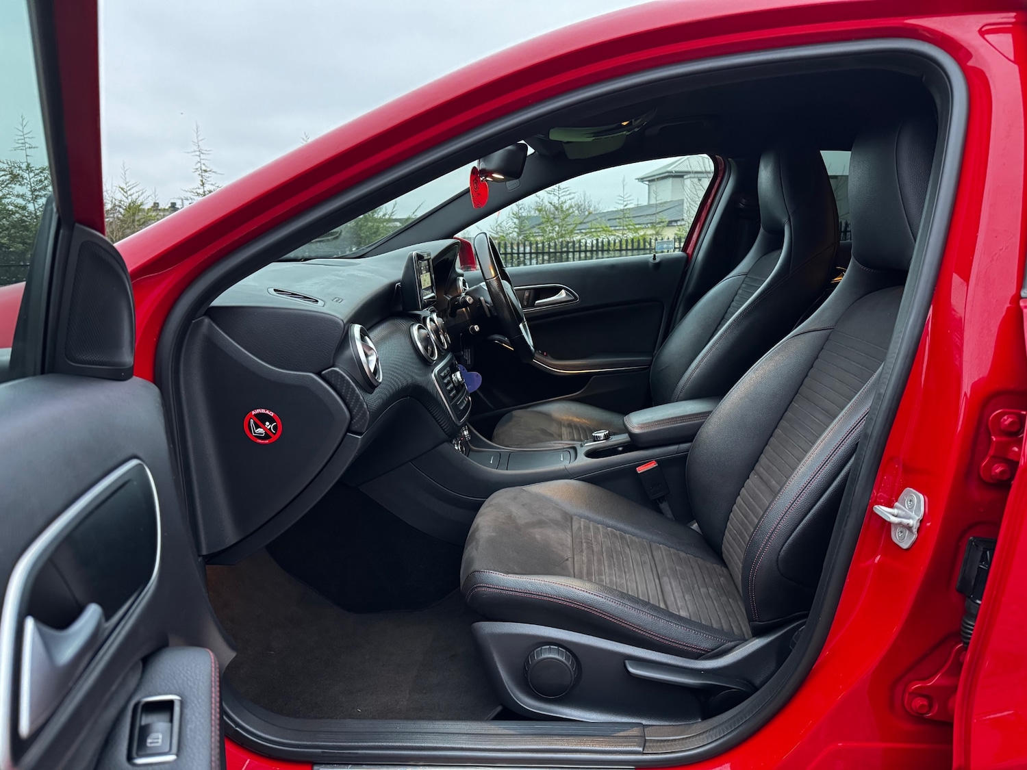 Used Mercedes-Benz A-Class 2015 for sale - 77053756: Photo 14