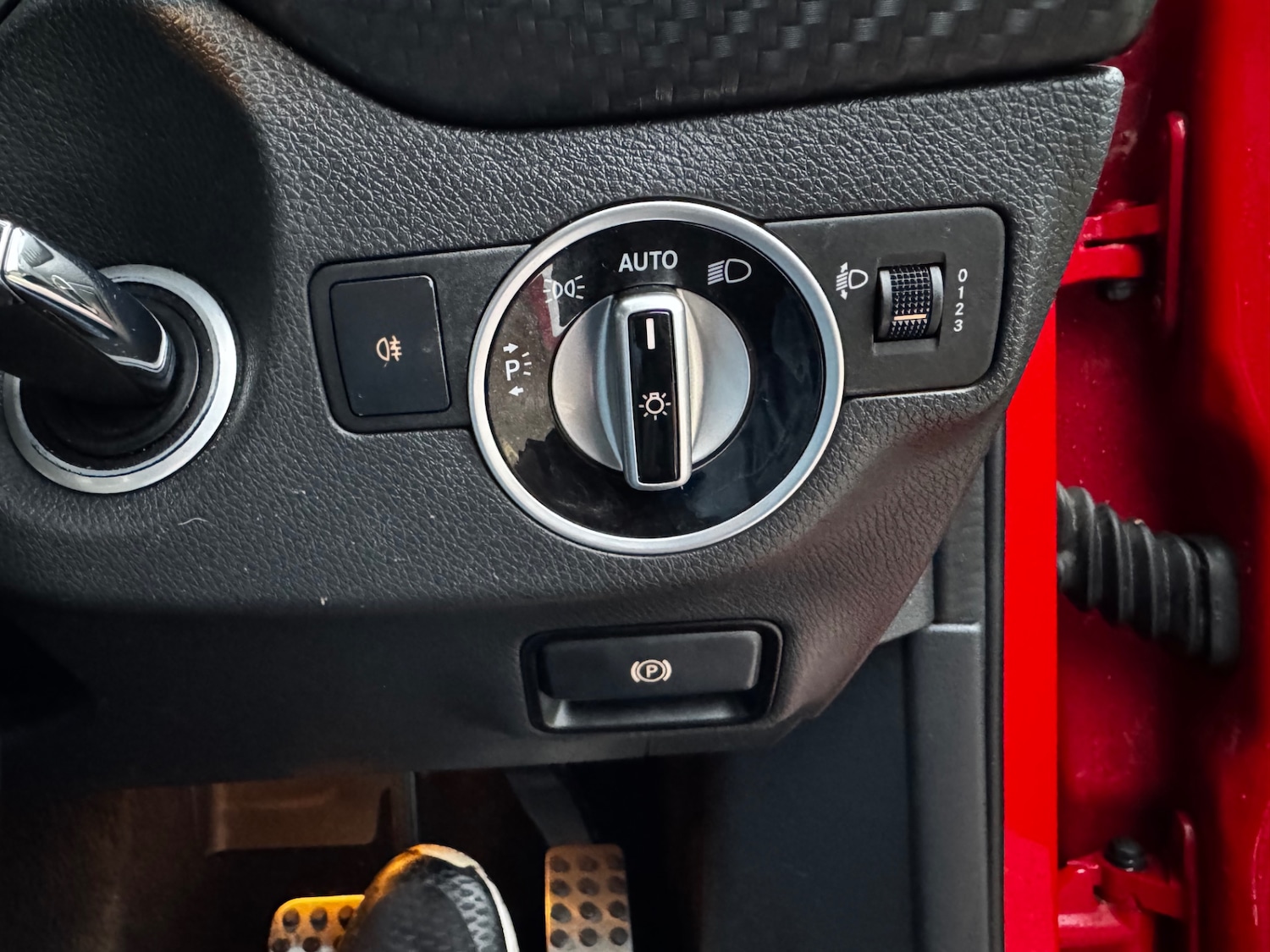 Used Mercedes-Benz A-Class 2015 for sale - 77053756: Photo 21