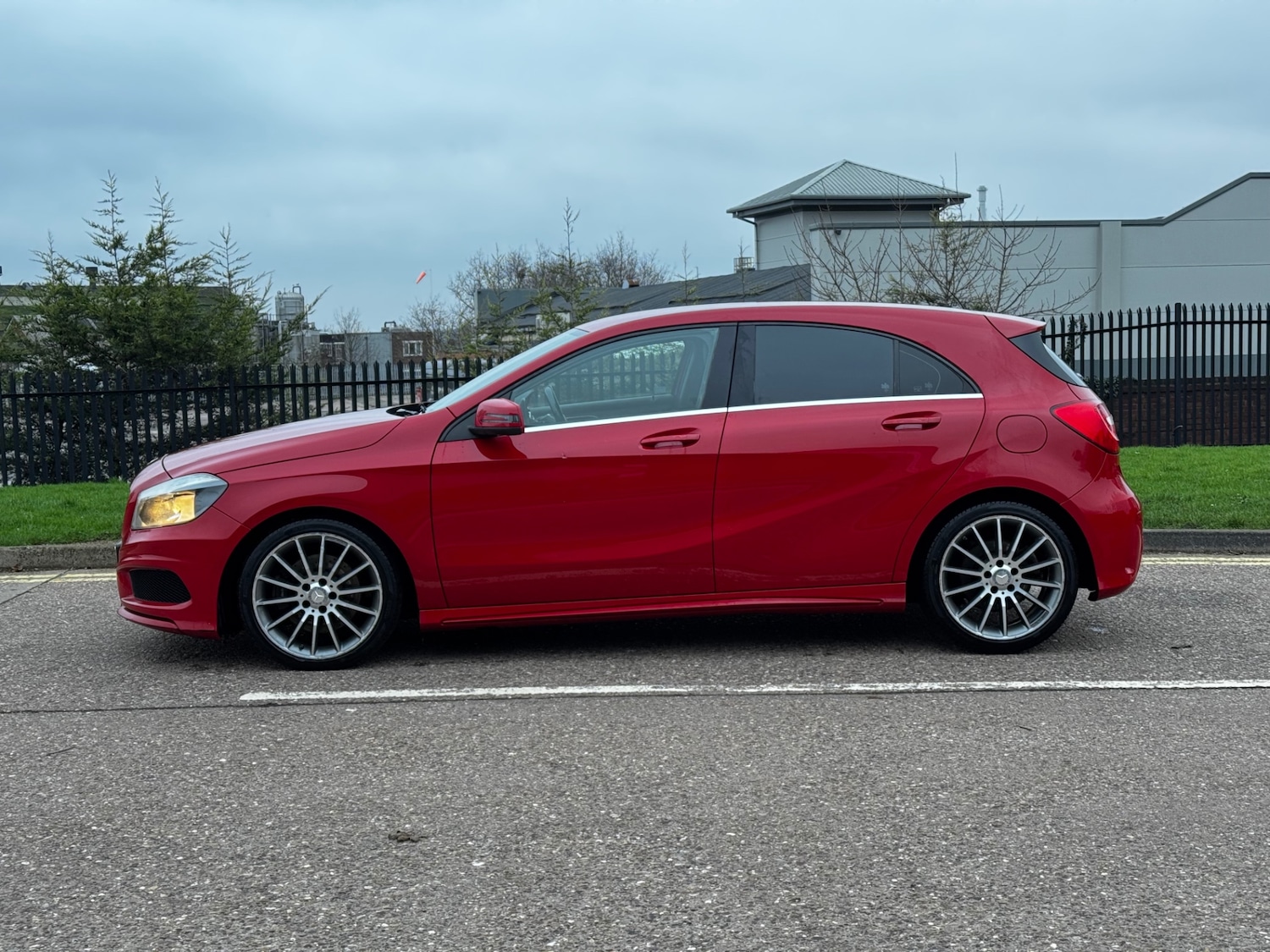 Used Mercedes-Benz A-Class 2015 for sale - 77053756: Photo 8