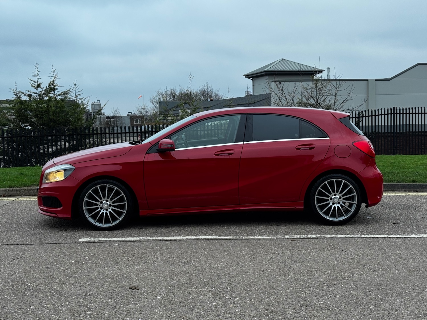 Used Mercedes-Benz A-Class 2015 for sale - 77053756: Photo 9