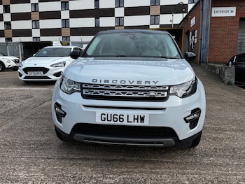 Used Land Rover Discovery Sport 2016 for sale - 79543850: Photo