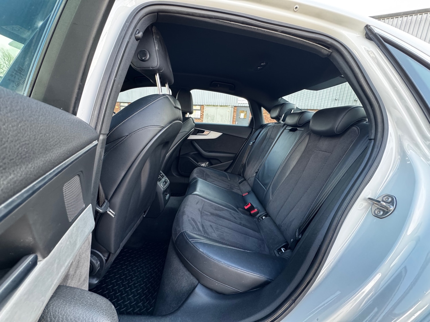 Used Audi A4 2018 for sale - 77880926: Photo 15