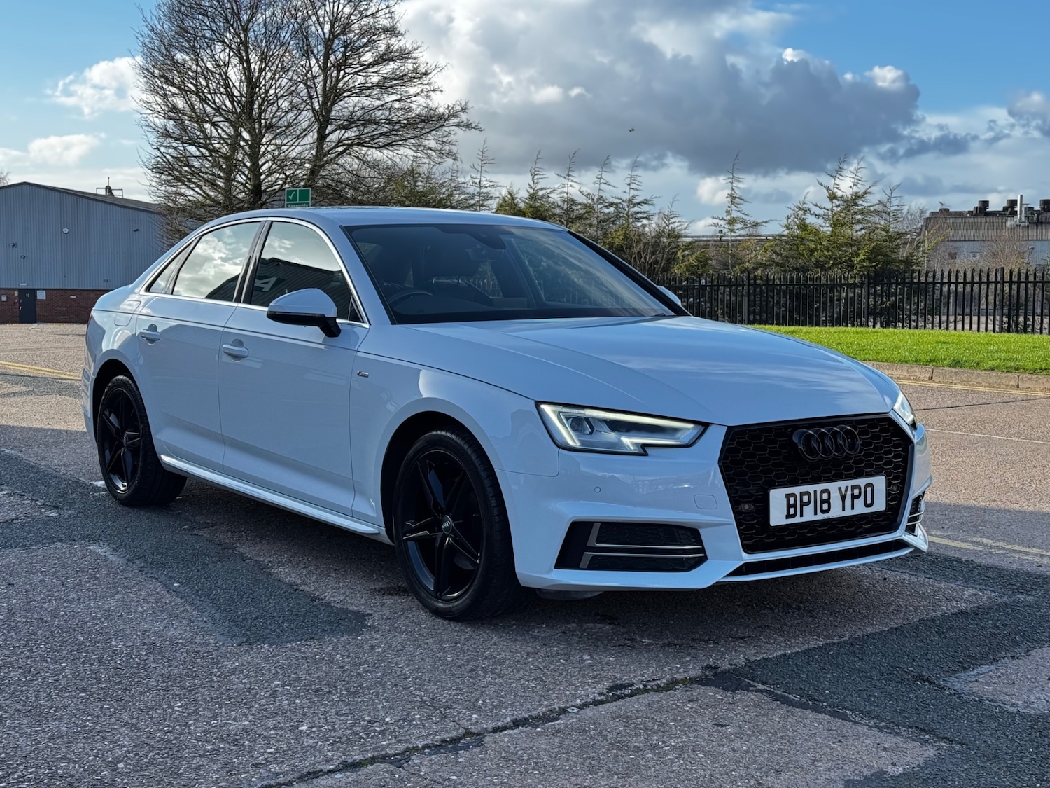 Used Audi A4 2018 for sale - 77880926: Photo 3