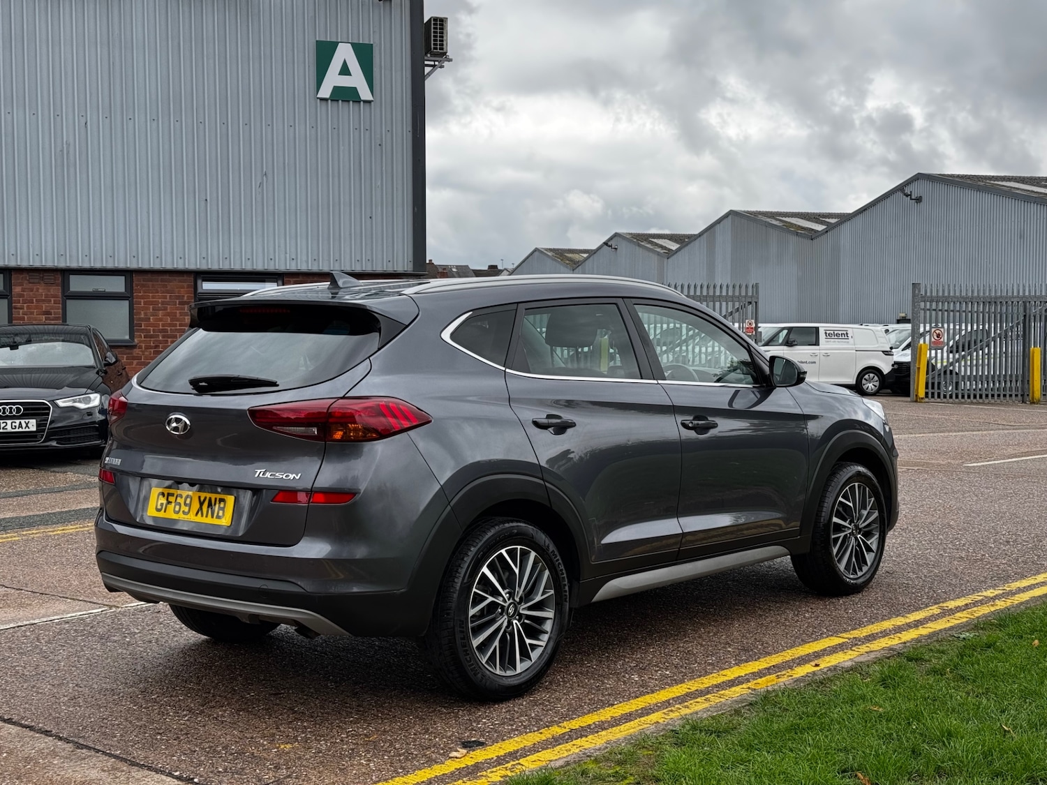 Used Hyundai TUCSON 2019 for sale - 76237359: Photo 4