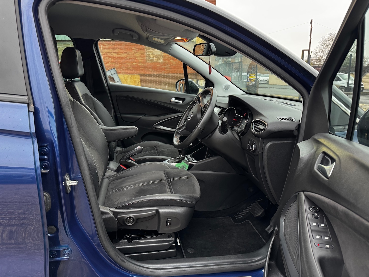 Used Vauxhall Crossland 2023 for sale - 77100762: Photo 14