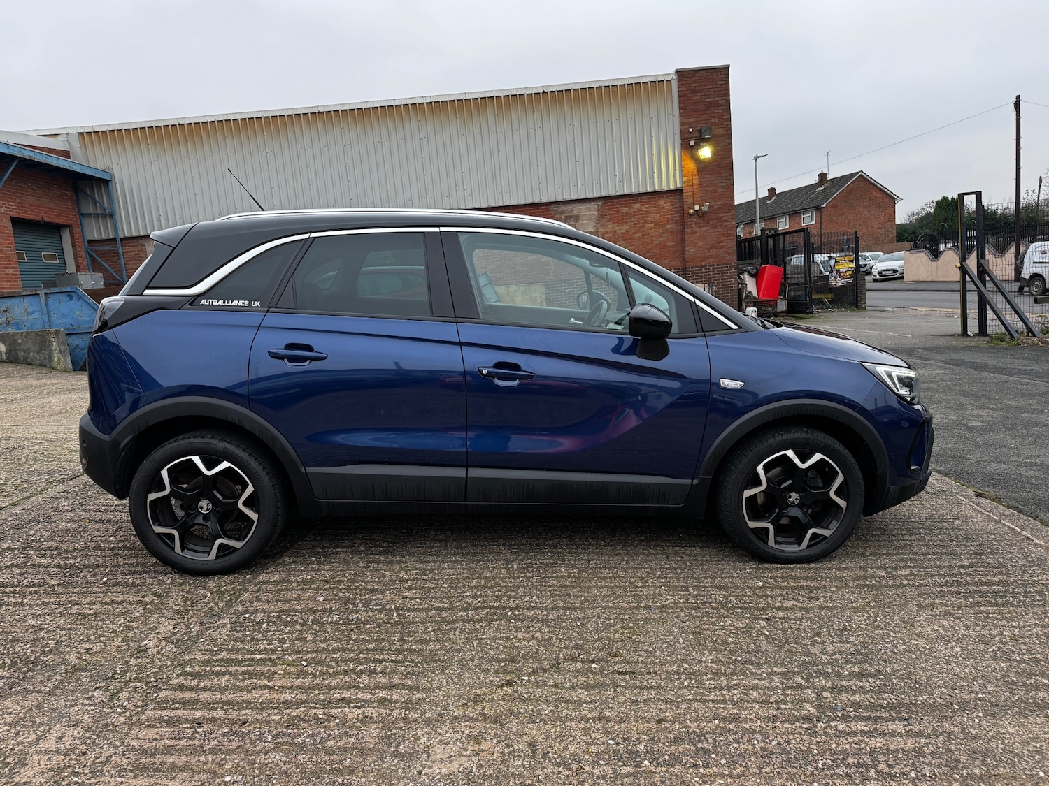 Used Vauxhall Crossland 2023 for sale - 77100762: Photo 4