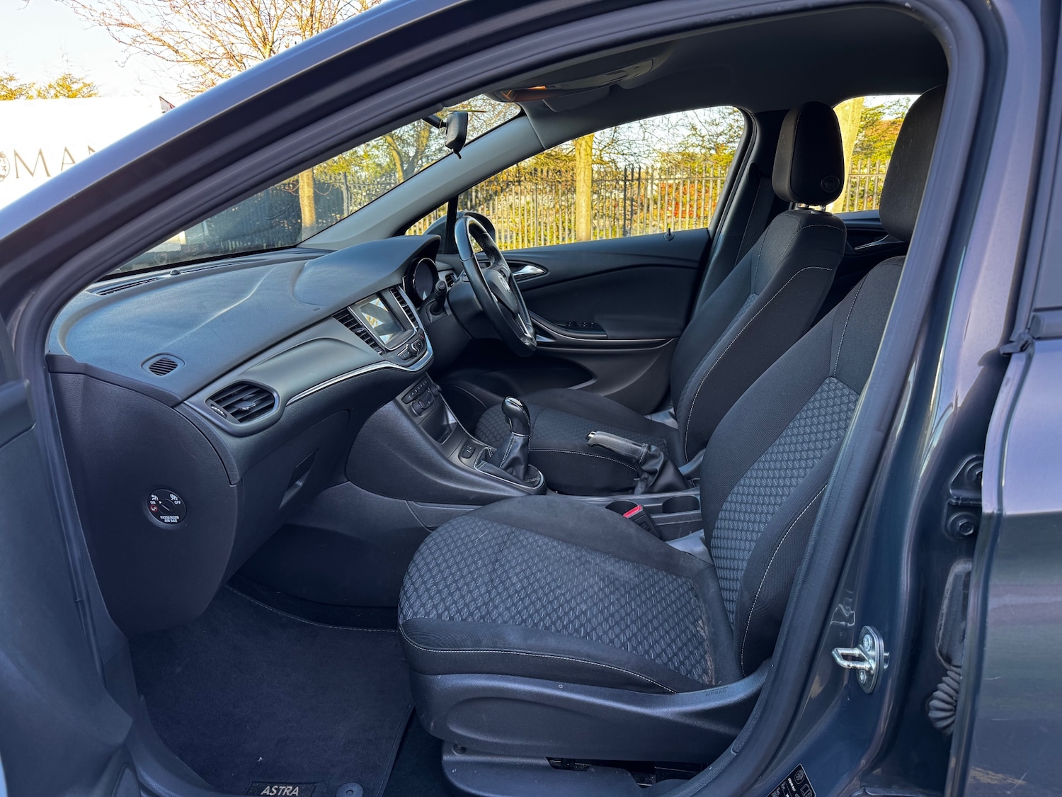 Used Vauxhall Astra 2016 for sale - 77053761: Photo 19