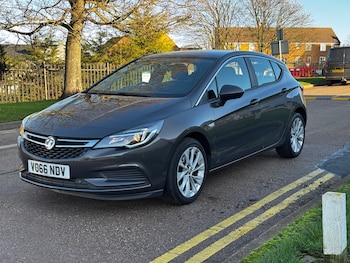 2016 (66) - 1.4i 16V Energy 5dr