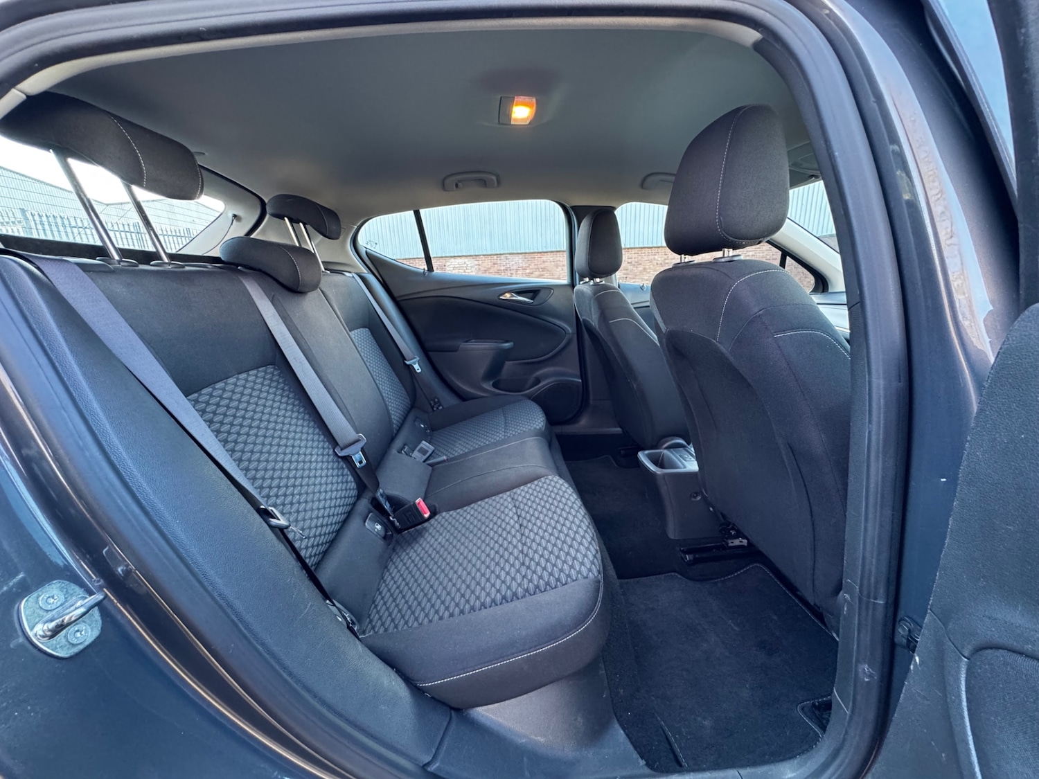 Used Vauxhall Astra 2016 for sale - 77053761: Photo 20