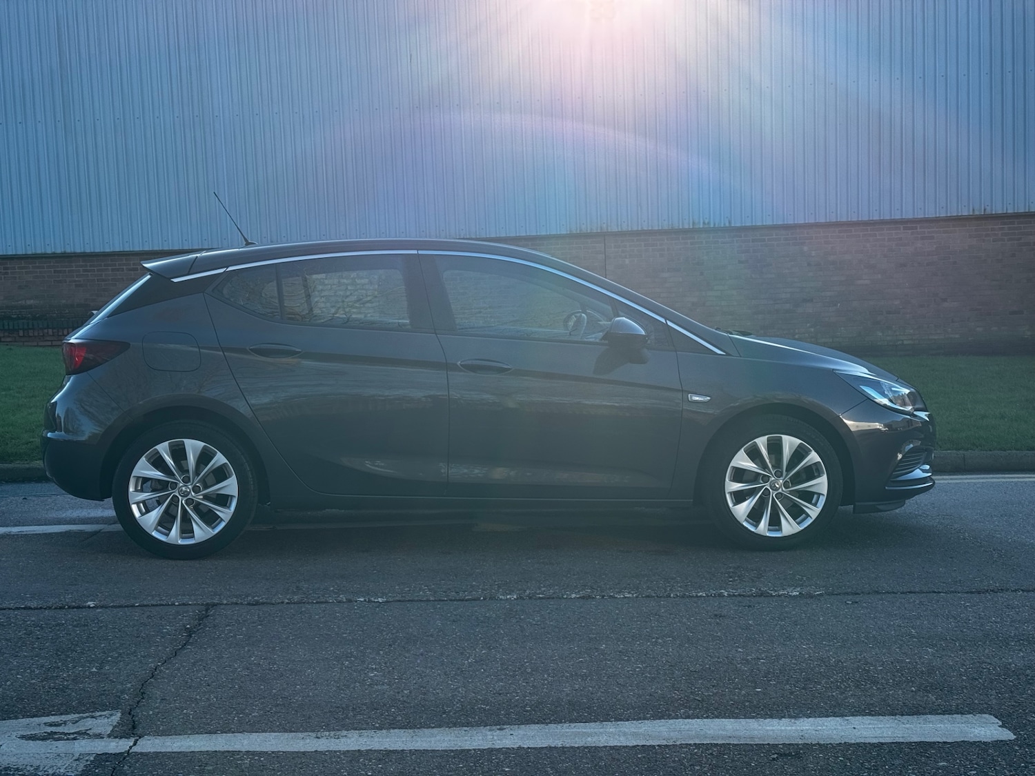 Used Vauxhall Astra 2016 for sale - 77053761: Photo 4