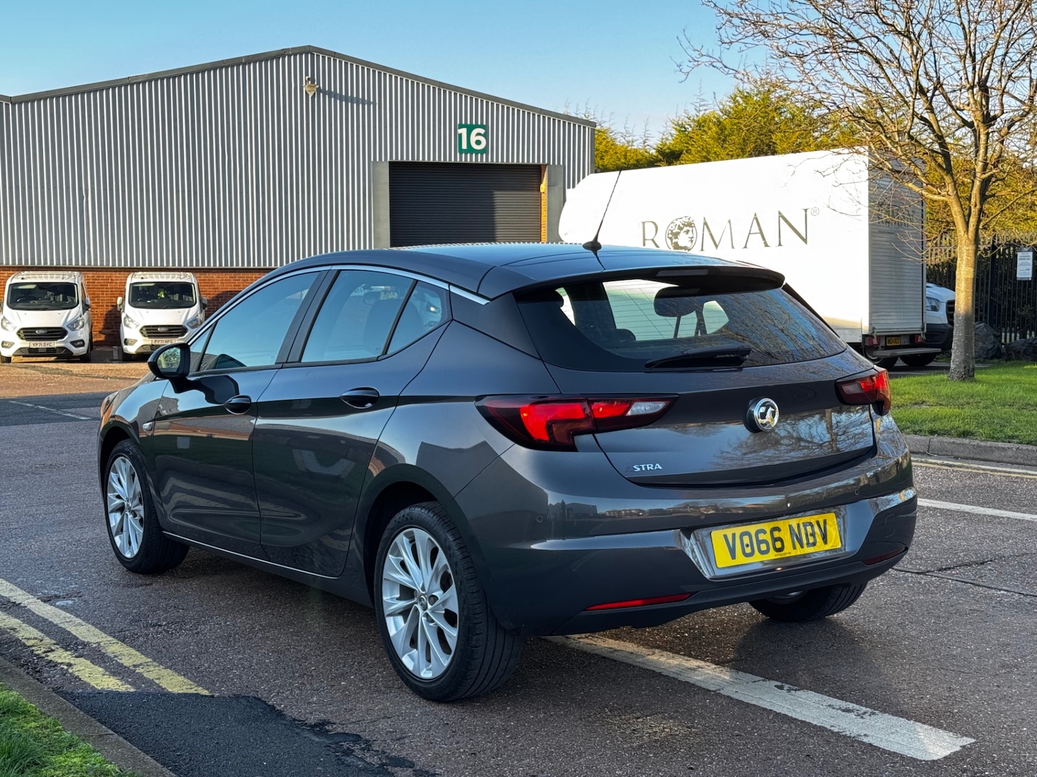 Used Vauxhall Astra 2016 for sale - 77053761: Photo 7