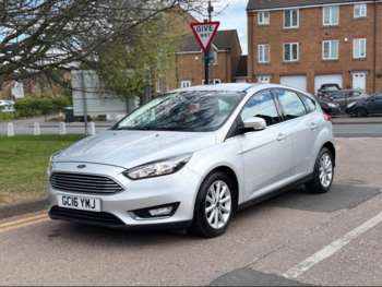 2016 (16) - 1.0 EcoBoost Titanium 5dr