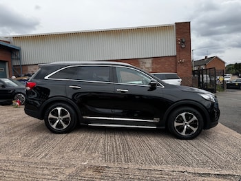 Used Kia Sorento 2017 for sale - 79564211: Photo