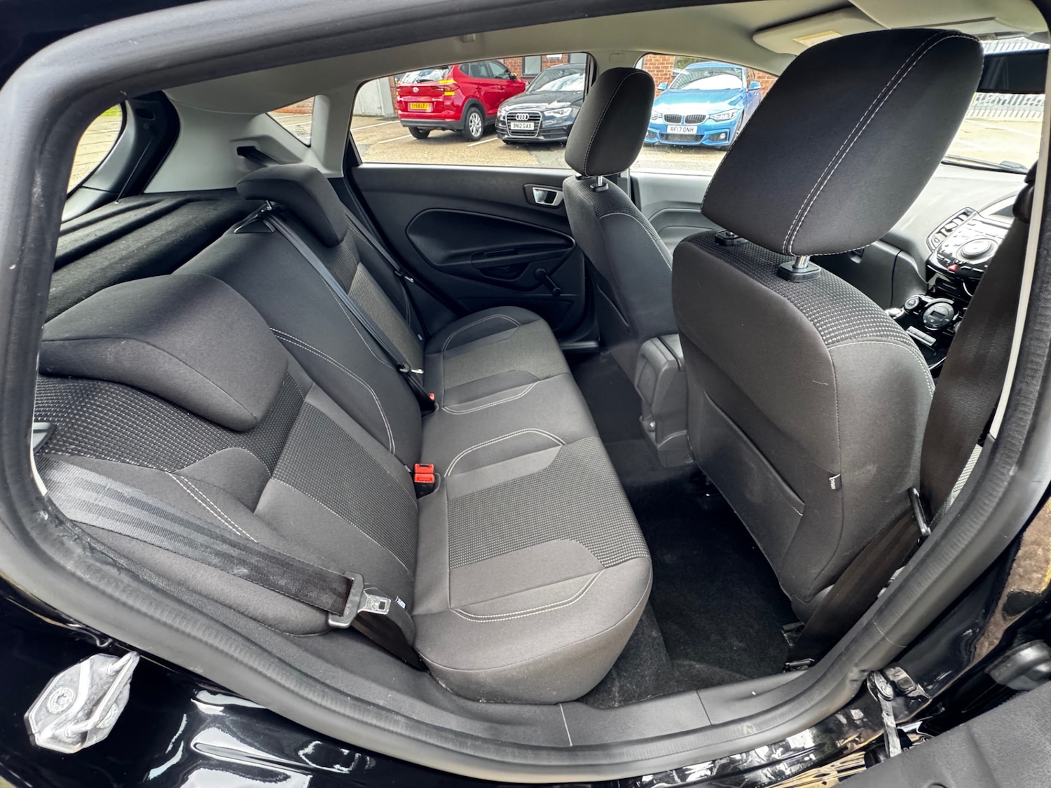 Used Ford Fiesta 2015 for sale - 76157899: Photo 16