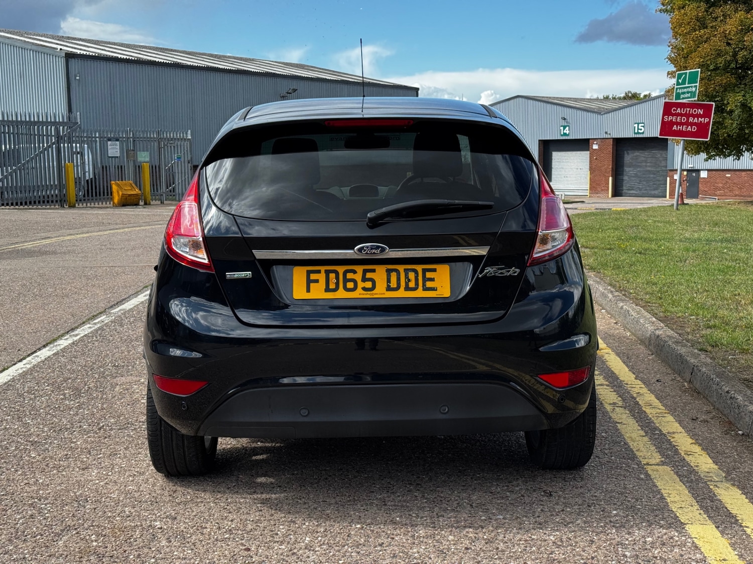 Used Ford Fiesta 2015 for sale - 76157899: Photo 6