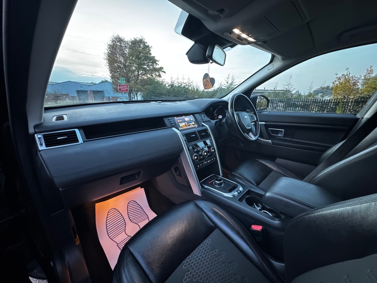 Used Land Rover Discovery Sport 2018 for sale - 76975406: Photo 12