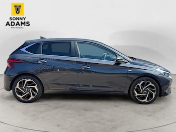 Used Hyundai i20 2023 for sale - 78431150: Photo