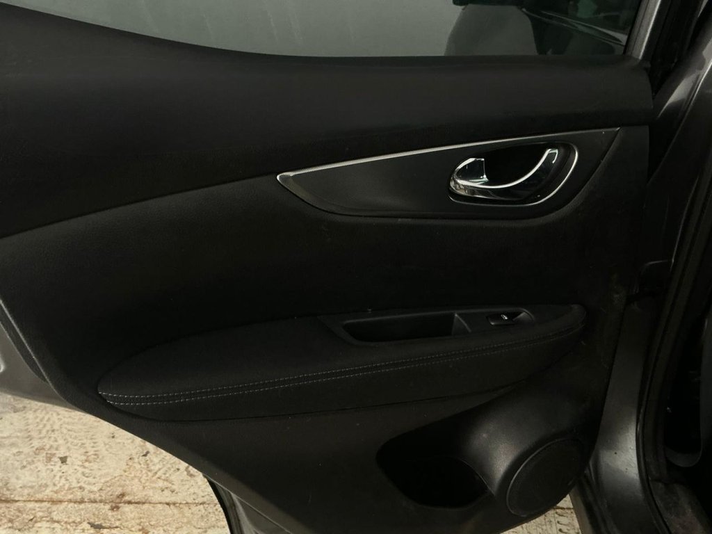 Used Nissan Qashqai 2018 for sale - 77647963: Photo 17