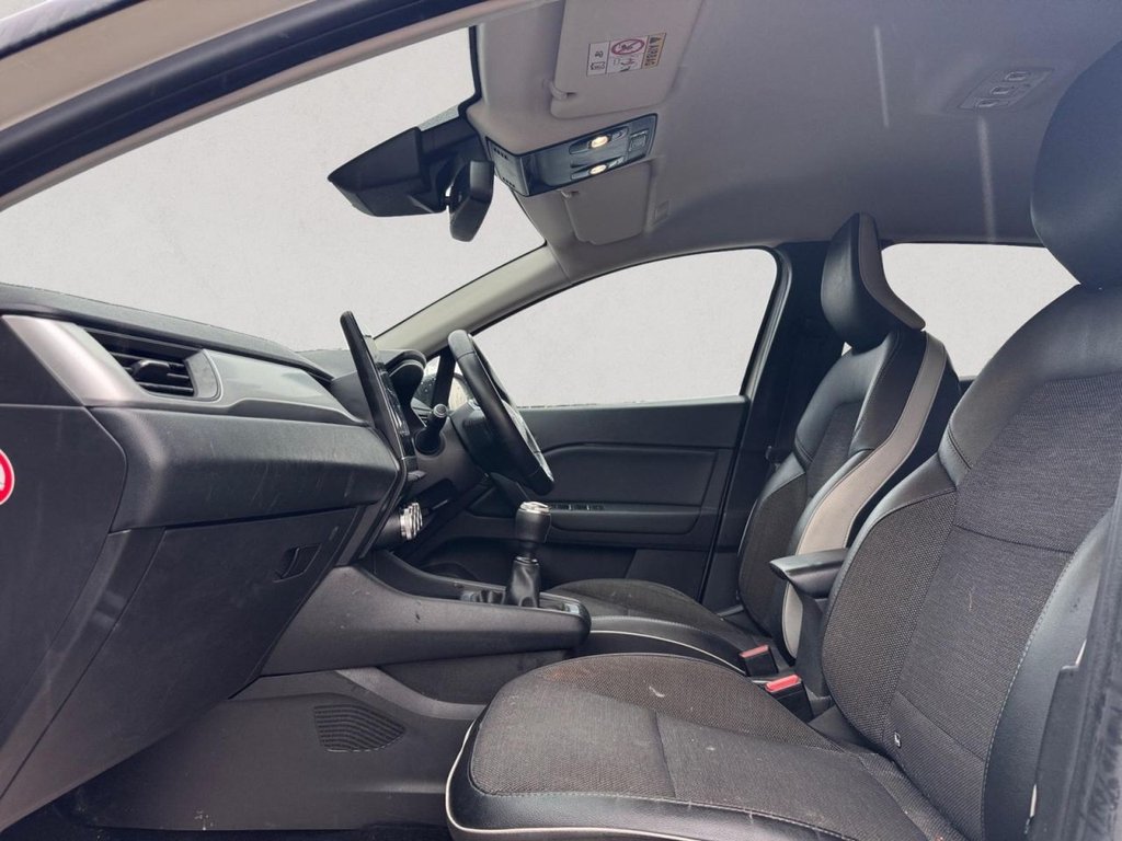 Used Renault Captur 2020 for sale - 77941763: Photo 12