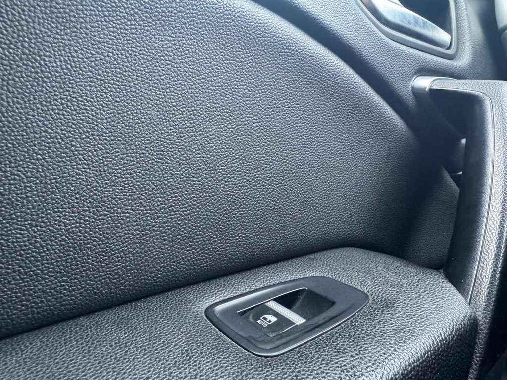 Used Renault Captur 2020 for sale - 77941763: Photo 27