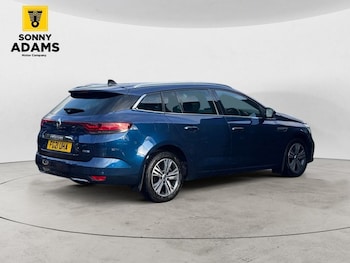Used Renault Megane 2021 for sale - 77369193: Photo