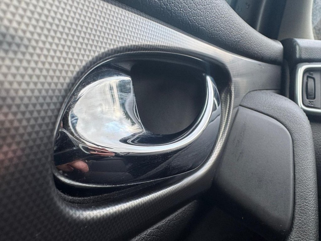 Used Nissan Qashqai 2018 for sale - 77485031: Photo 31