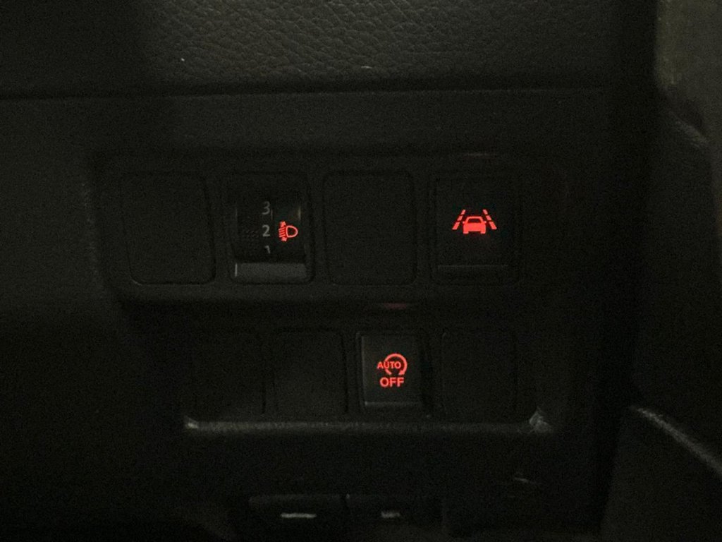 Used Nissan Qashqai 2018 for sale - 77368910: Photo 38