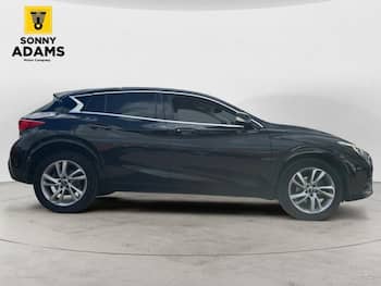 Used Infiniti Q30 2017 for sale - 79822610: Photo