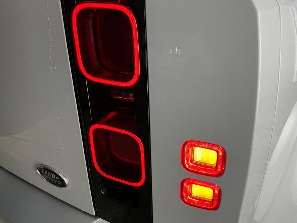 Used Land Rover Defender 2020 for sale - 77368956: Photo 13