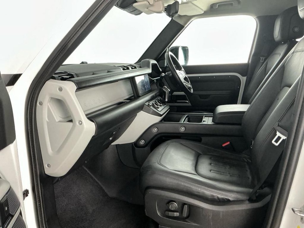 Used Land Rover Defender 2020 for sale - 77368956: Photo 21