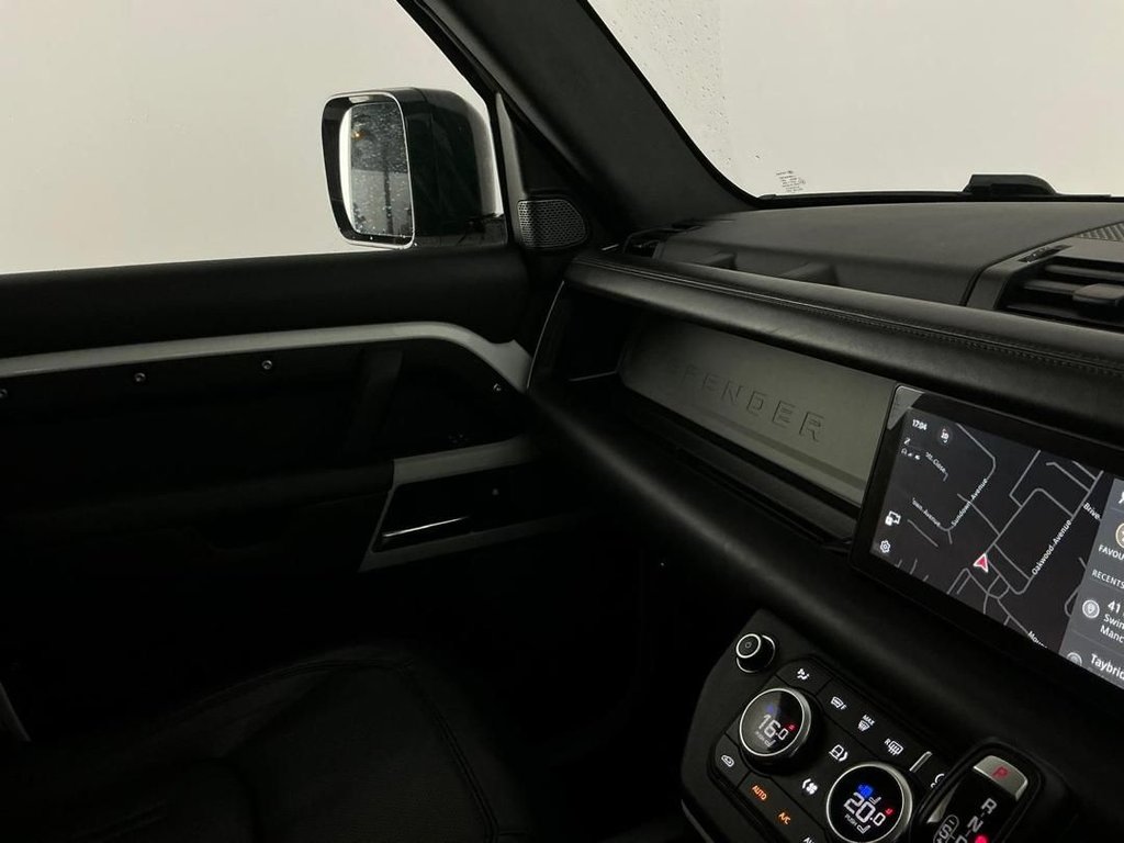 Used Land Rover Defender 2020 for sale - 77368956: Photo 36