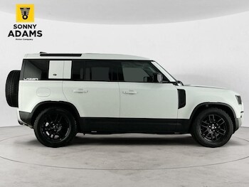Used Land Rover Defender 2020 for sale - 77368956: Photo