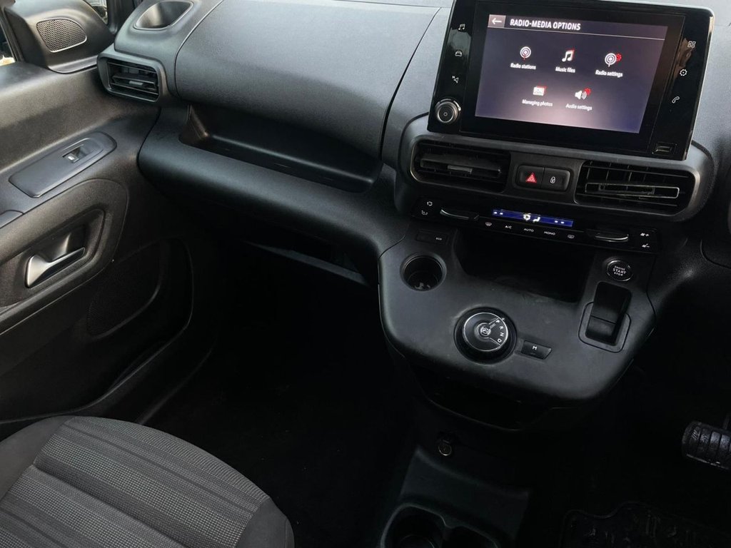 Used Vauxhall Combo Life 2021 for sale - 77369101: Photo 33