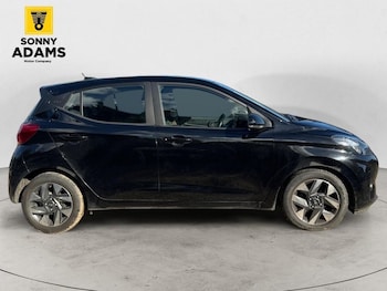 Used Hyundai i10 2024 for sale - 78902444: Photo