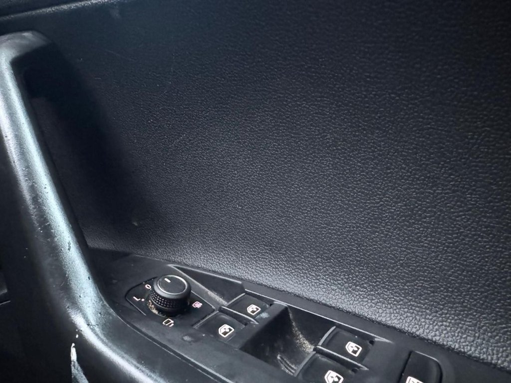 Used Volkswagen Taigo 2024 for sale - 77520673: Photo 30