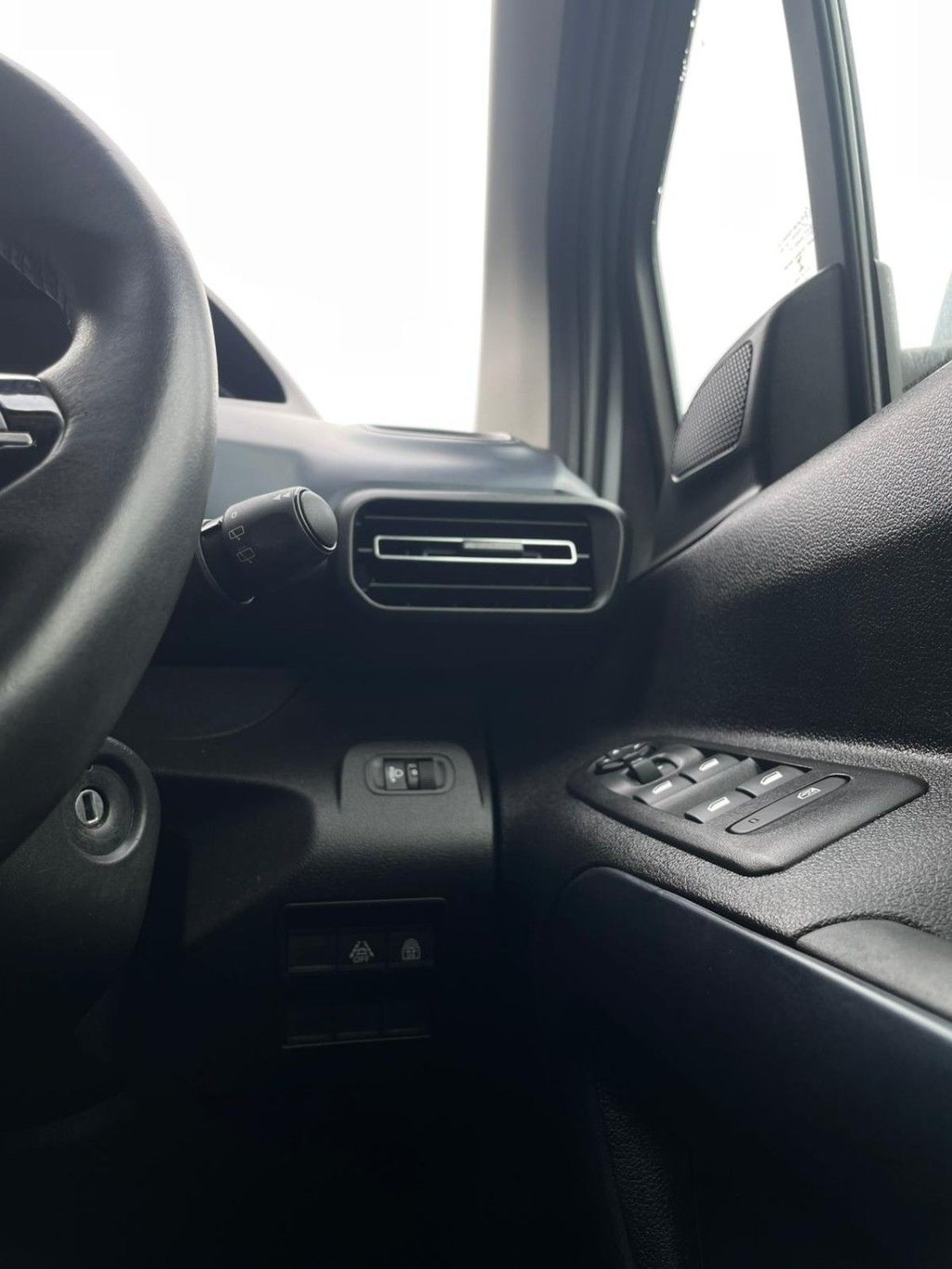 Used Peugeot Rifter 2020 for sale - 77369244: Photo 28