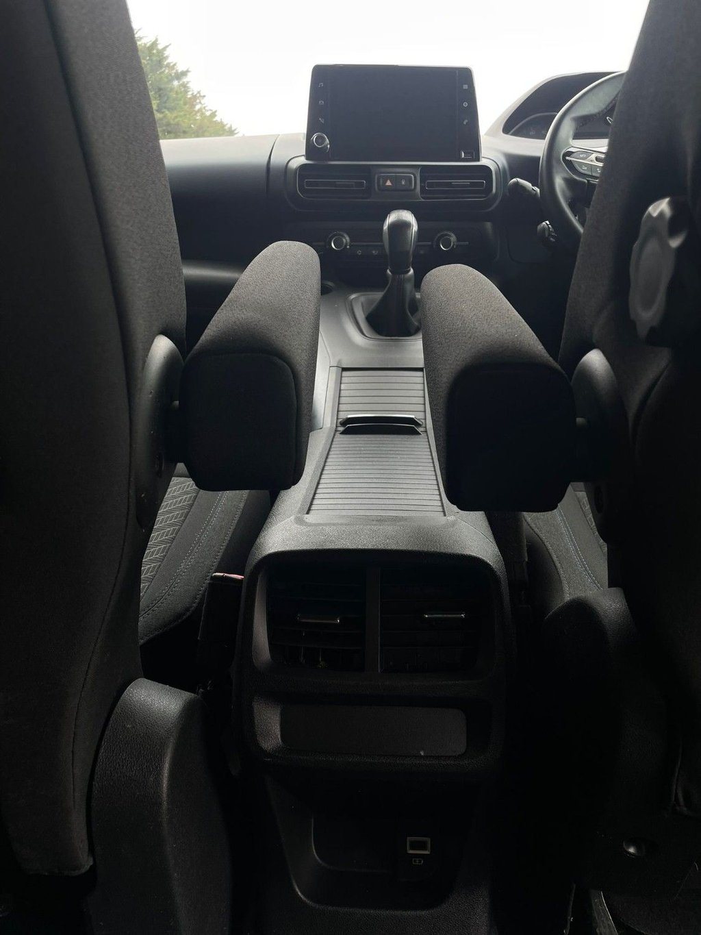 Used Peugeot Rifter 2020 for sale - 77369244: Photo 29