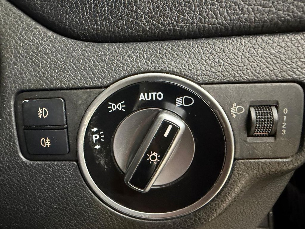 Used Mercedes-Benz GLA 2018 for sale - 78213054: Photo 35