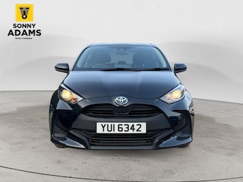 Used Toyota Yaris 2023 for sale - 79394641: Photo