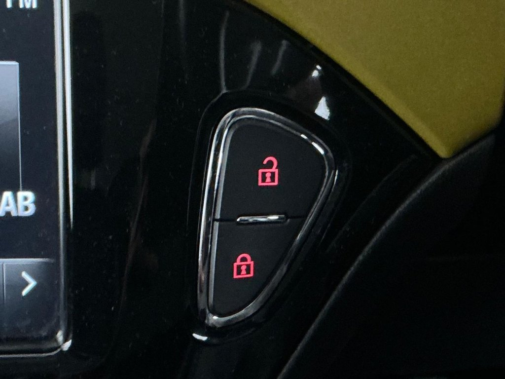 Used Vauxhall ADAM 2017 for sale - 77369446: Photo 31