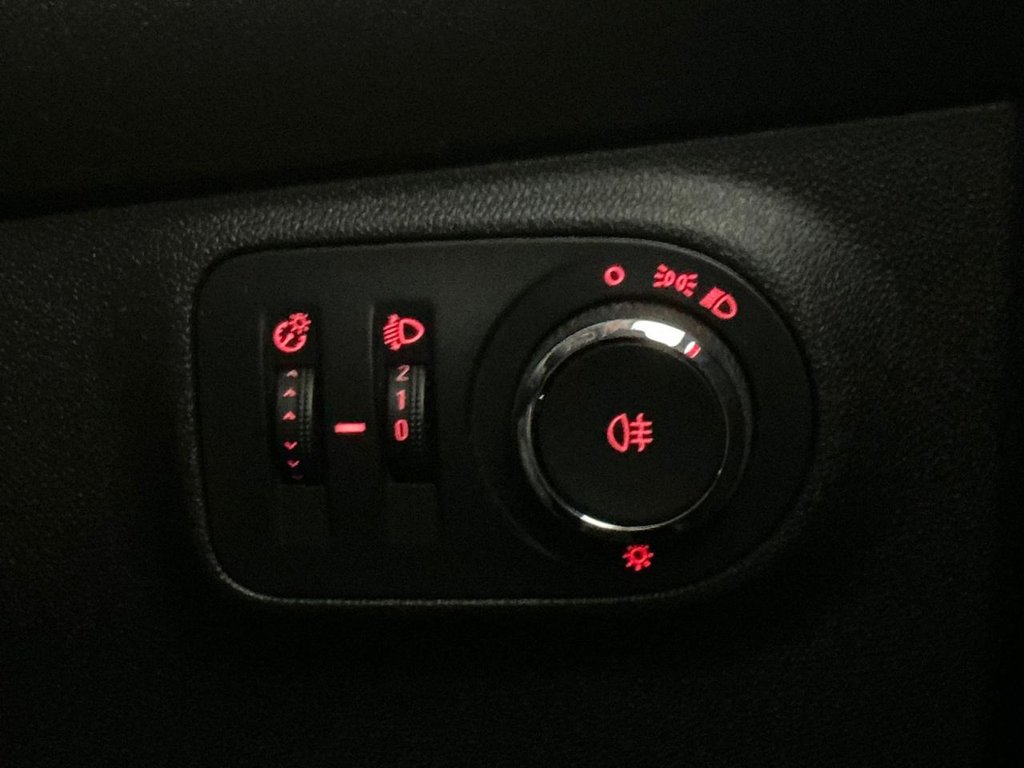 Used Vauxhall ADAM 2017 for sale - 77369446: Photo 32