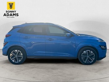 Used Hyundai KONA 2021 for sale - 78158534: Photo