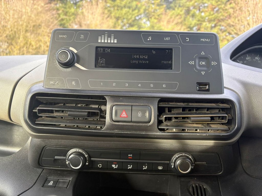 Used Peugeot Rifter 2020 for sale - 77369204: Photo 21