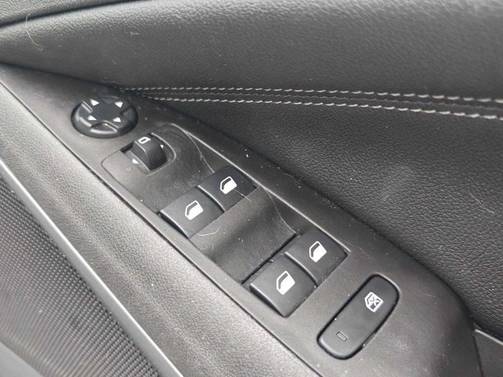 Used Vauxhall Crossland 2022 for sale - 77369229: Photo 32