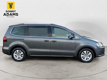 Used Volkswagen Sharan 2019 for sale - 77368888: Photo