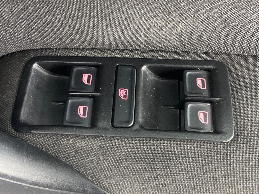 Used Volkswagen Polo 2016 for sale - 77959828: Photo 42