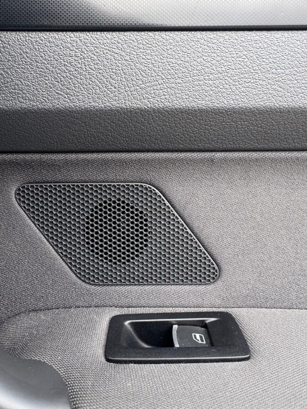 Used Volkswagen Touran 2013 for sale - 77369857: Photo 28