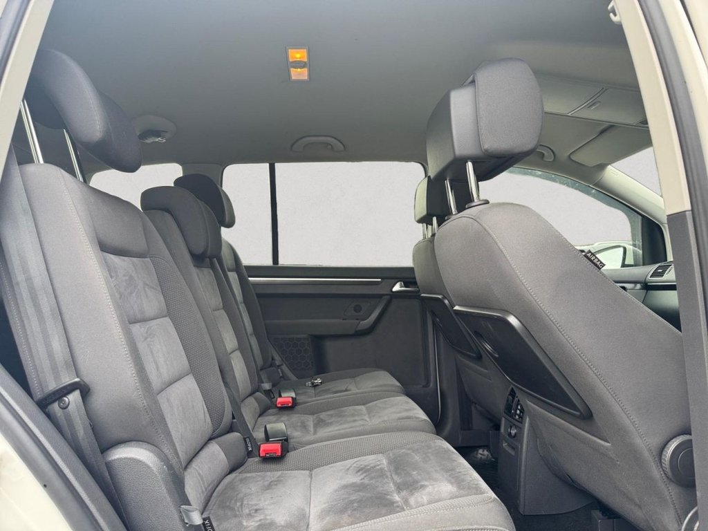Used Volkswagen Touran 2013 for sale - 77369857: Photo 33